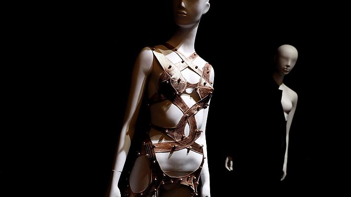 Telediario 1 - La moda, ese cuerpo inventado