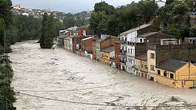 Las lluvias torrenciales dejan dos muertos en Albacete y desbordan r�os en la Comunidad Valenciana