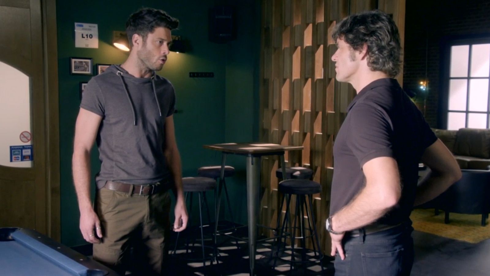 Álvaro hace negocios con Santos Mercader