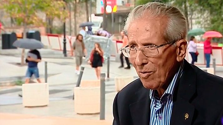 Telediario 1 - La Vuelta rinde homenaje a Bahamontes por su triunfo en el Tour