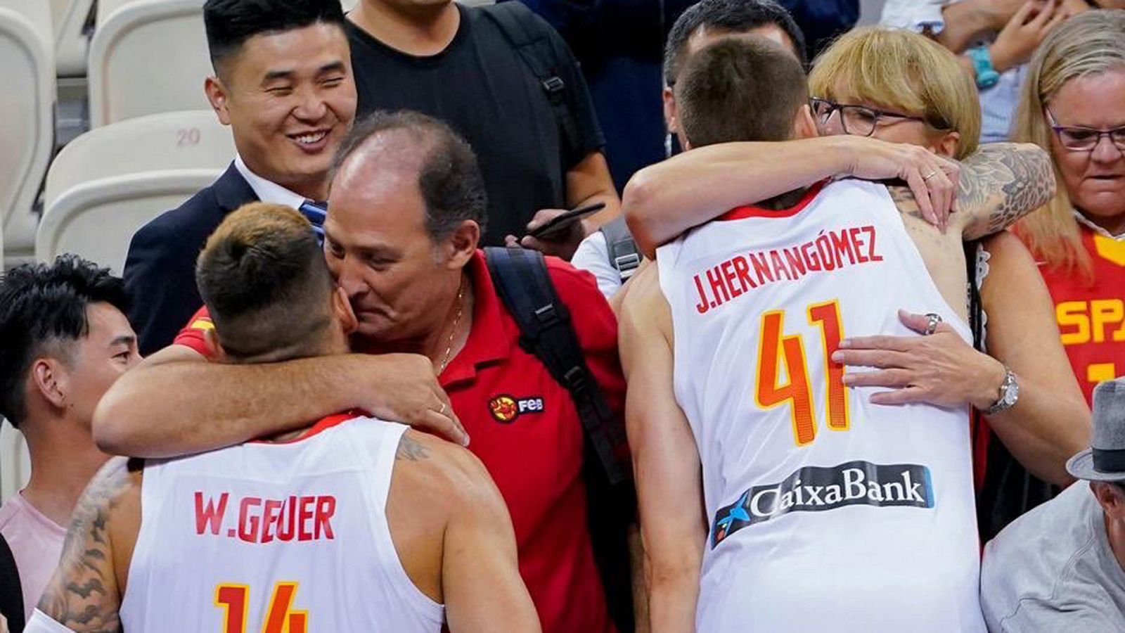 Margarita Geuer: "Es un orgullo muy grande que (Willy y Juancho) representen a mi país"