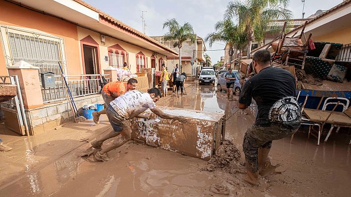 Telediario 1 - La gota fría abandona el sureste peninsular pero la zona tardará en volver a la normalidad