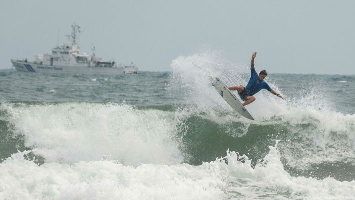 Surf - Romero emociona en el séptimo día del Mundial de Surf de Miyazaki