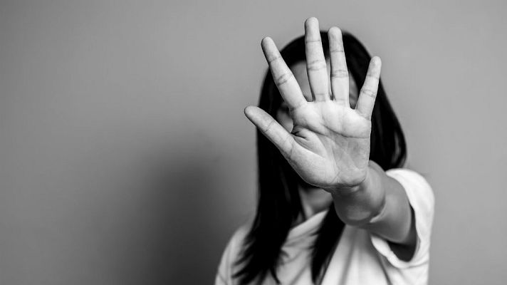 Telediario 1 - Los expertos aseguran que los niños que presencian asesinatos sufren secuelas psicológicas durante años