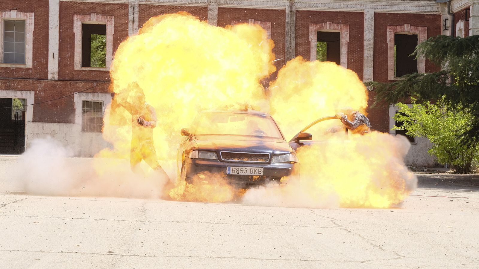 Making of Capítulo 599: Así se grabo la explosión de final de temporada de 'Servir y Proteger'