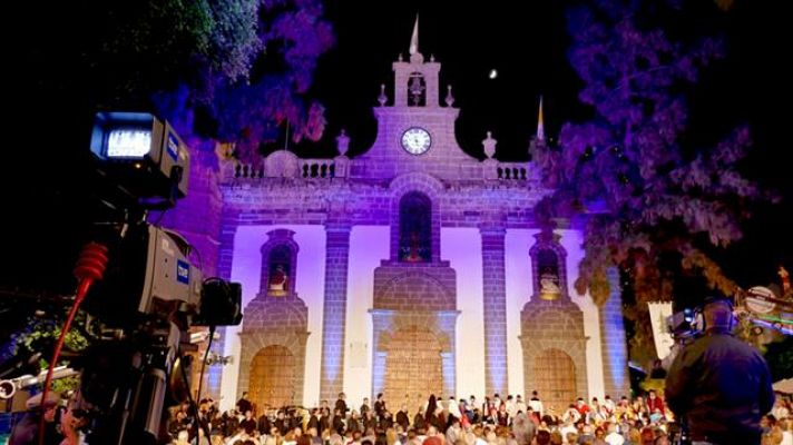 Tenderete - Tenderete - 22/09/2019 Con el grupo La Trova y la agrupación folclórica Entre amigos