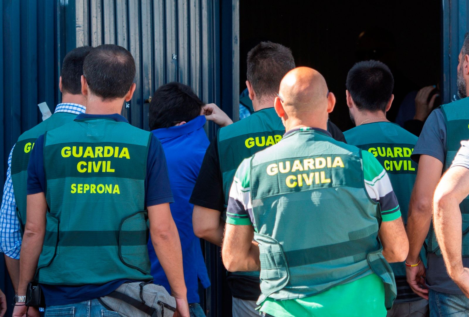 Los hijos del gerente de Magrudis, presentes en el registro de la nave