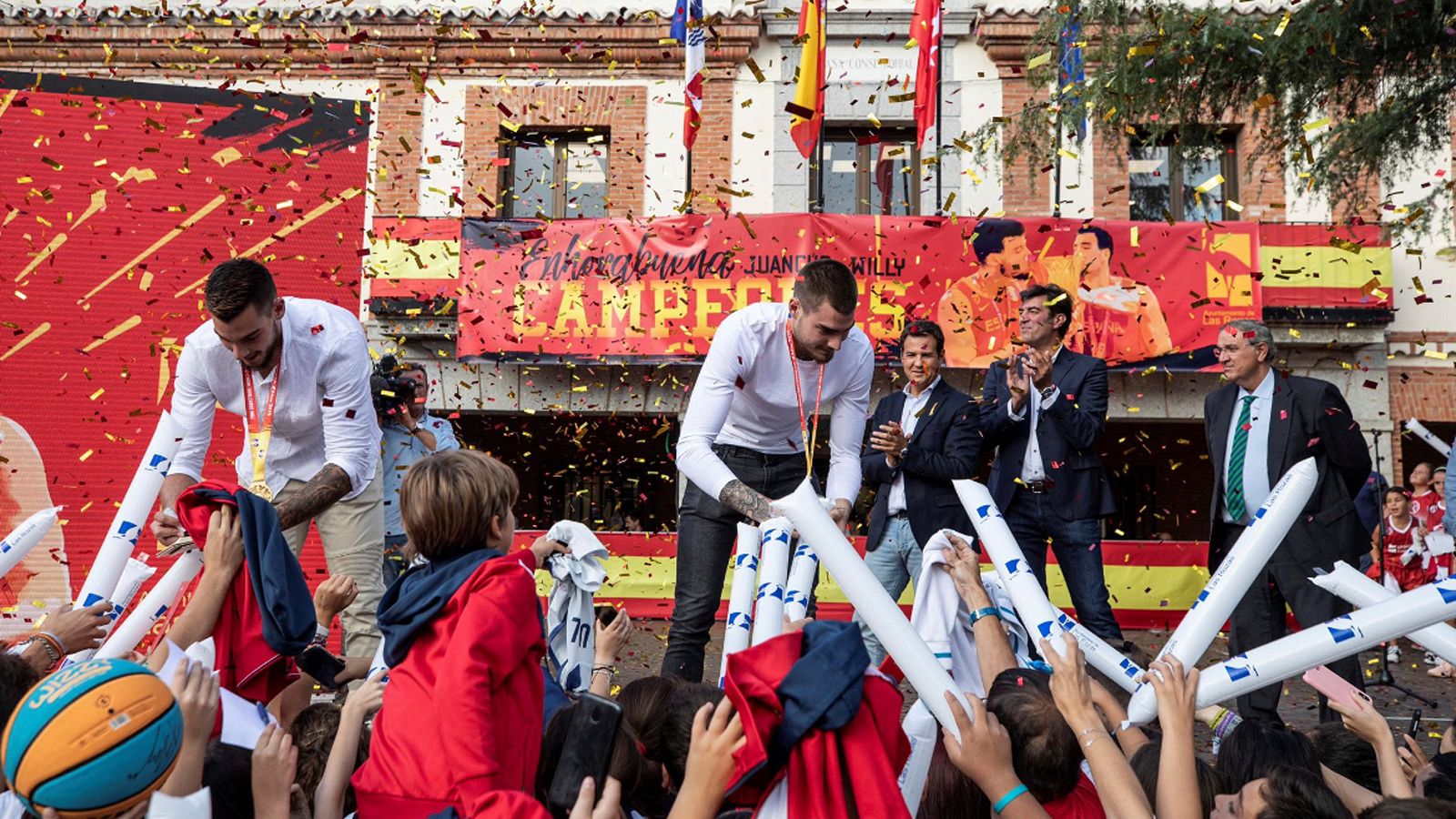 Baloncesto | Las Rozas rinde homenaje a los Hernangómez - RTVE.es | Ver