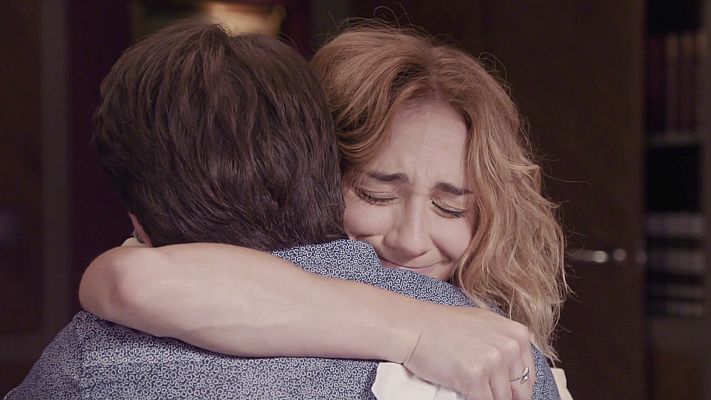 Mercado Central - Lorena cuenta la verdad a Elías