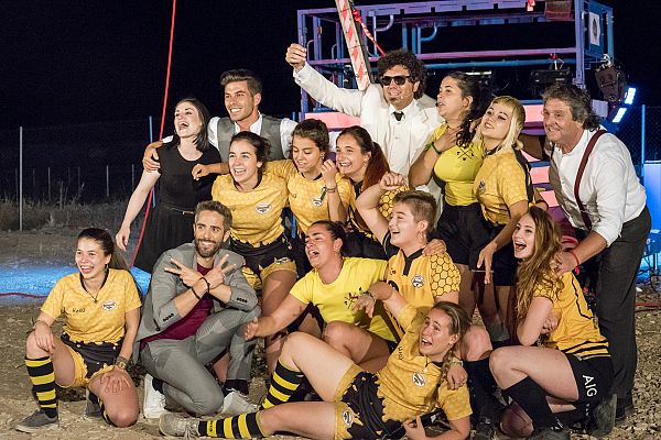 Vaya crack - Pablo Ibañez demuestra más fuerza que un equipo de Rugby