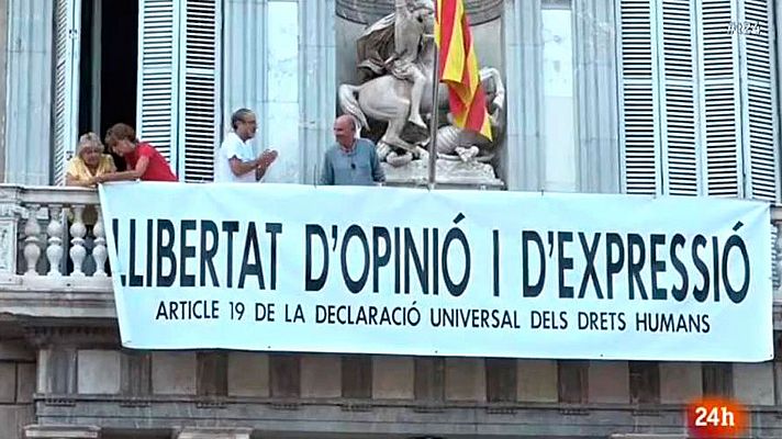 Informativo 24h - Despliegan una nueva pancarta en la Generalitat