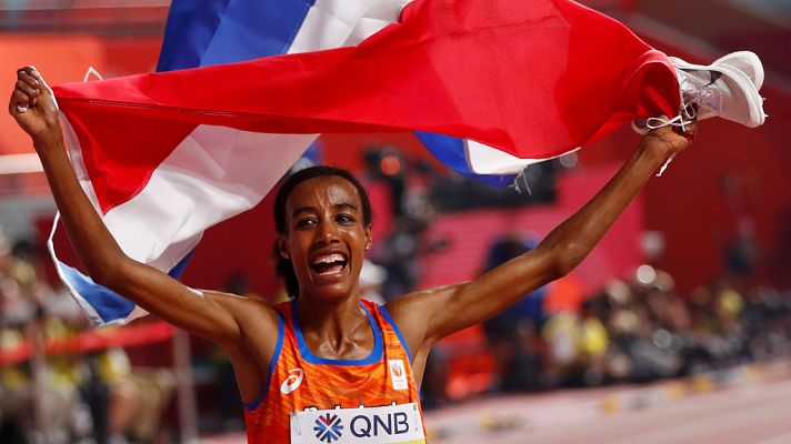 Atletismo - Mundial de atletismo | Sifan Hassan corona su gran temporada con el oro en 10.000 metros