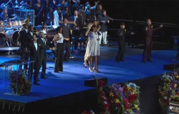  - Actuación de Jennifer Hudson