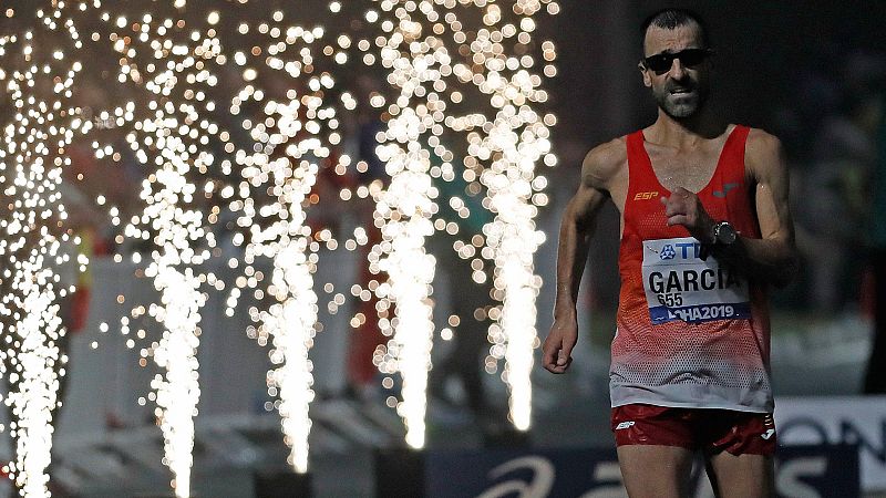 Bragado brilla en Doha con casi 50 años