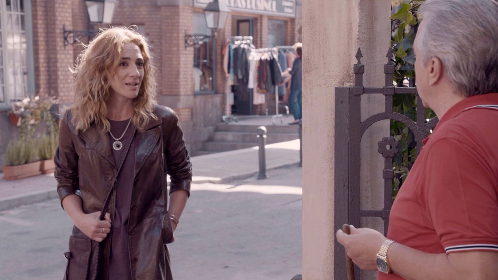 Jesús y Lorena intercambian reproches