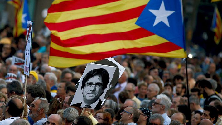 Telediario 1 - El independentismo llama a la desobediencia ante la sentencia del 'procés' en un 1-O con menos afluencia