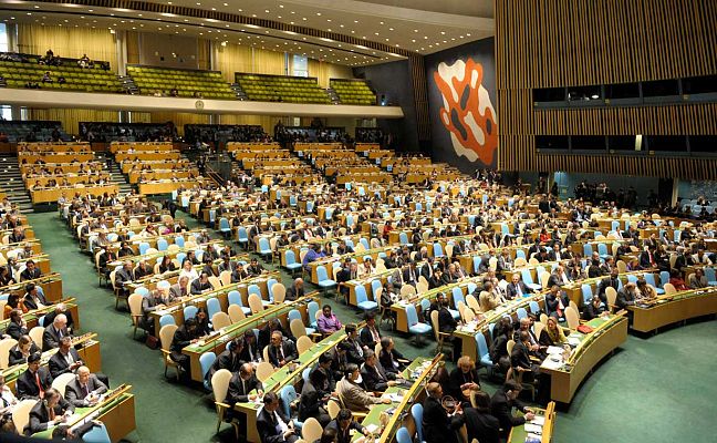 Telediario 1 - Finalizan los siete días de debate entre los líderes mundiales