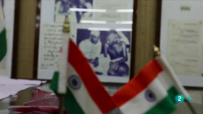 La 2 Noticias - 150 años de Gandhi, el padre de la No Violencia