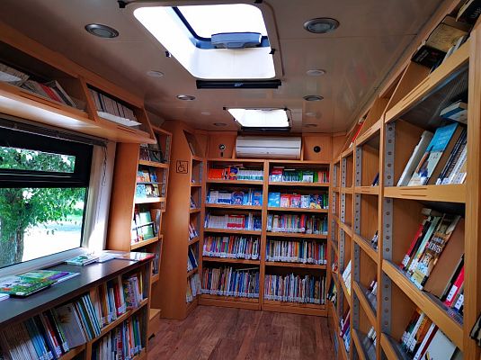 España Directo - Una biblioteca sobre ruedas