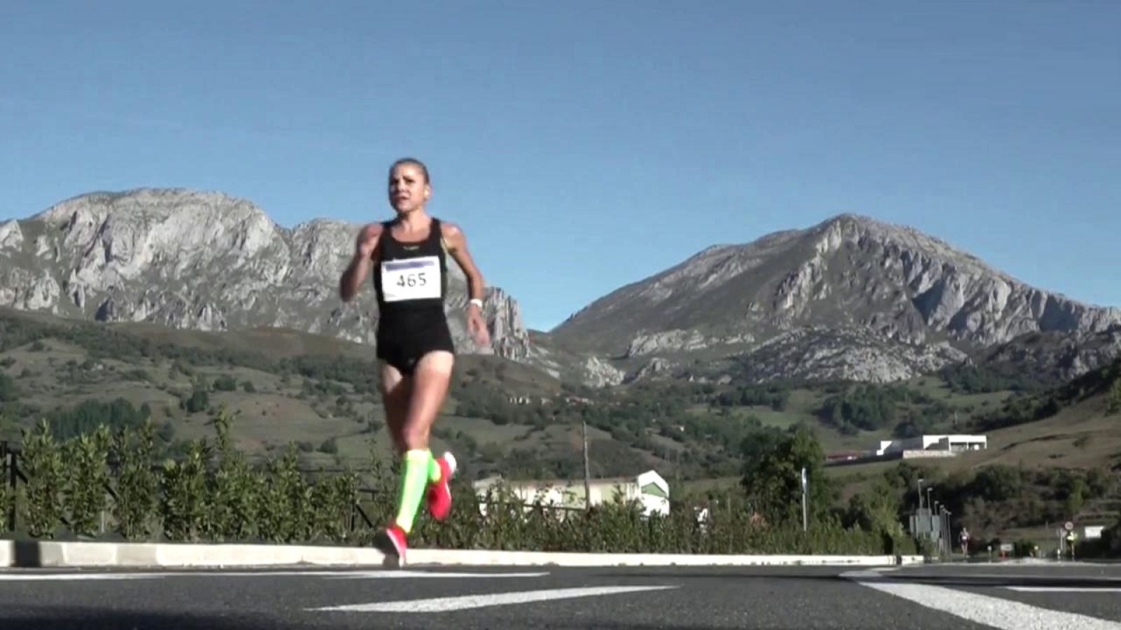 Atletismo - Carrera Panes-Potes. Subida al desfiladero - ver ahora