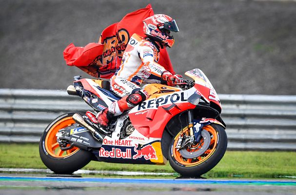 Telediario 1 - Márquez se proclama campeón del Mundo en Tailandia