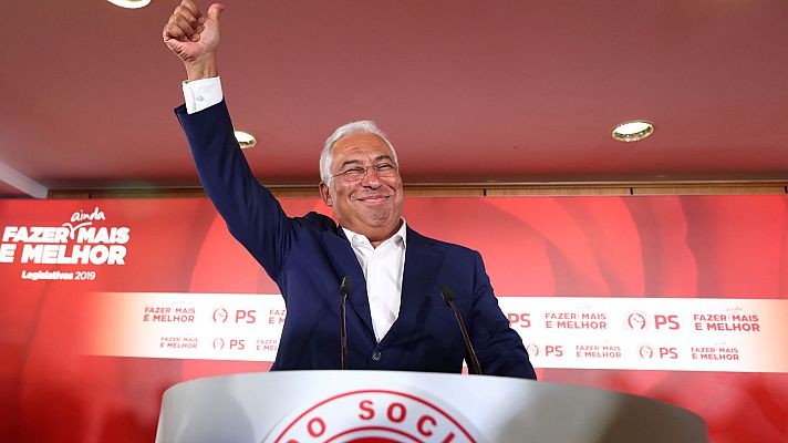 Telediario 1 - António Costa gana las elecciones en Portugal, aunque sin lograr mayoría absoluta