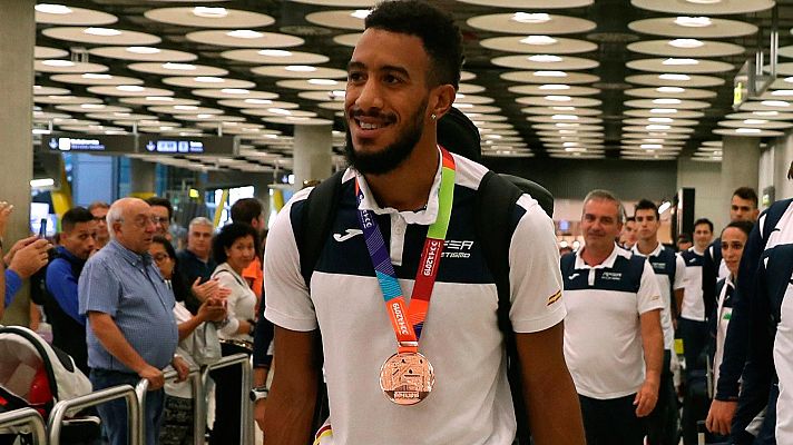 Telediario 1 - Orlando Ortega encabeza la llegada del equipo español de atletismo