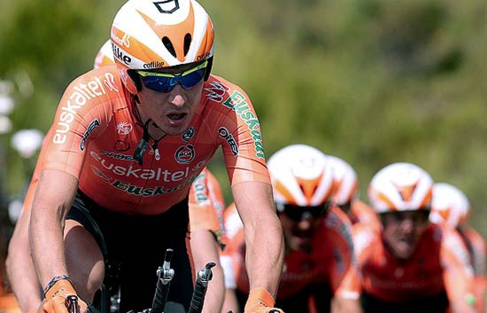 El Euskaltel vive San Fermín en el Tour | Ver