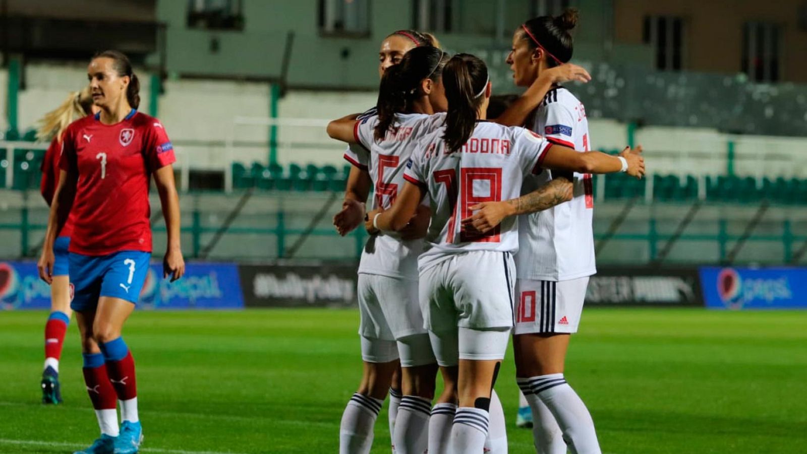 República Checa 0-4 España: Paredes, a la escuadra - RTVE.es | Ver