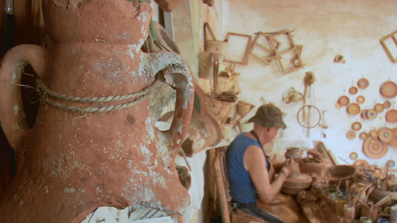 Emili Boix, manos de barro