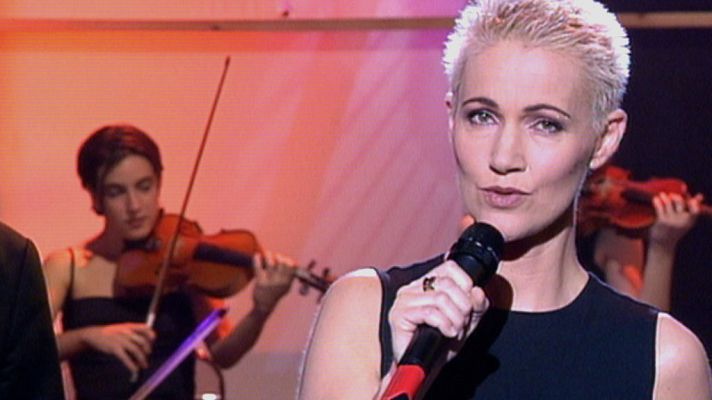 Viaje al centro de la tele - Con acento extranjero