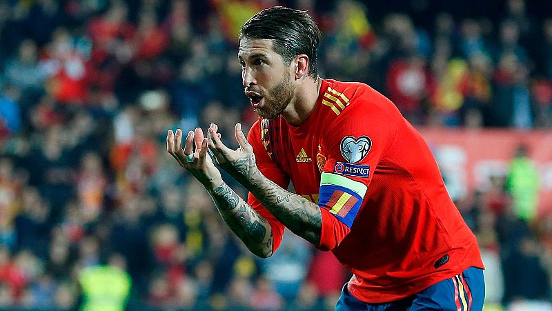 Sergio Ramos, un incansable devorador de récords con la Roja