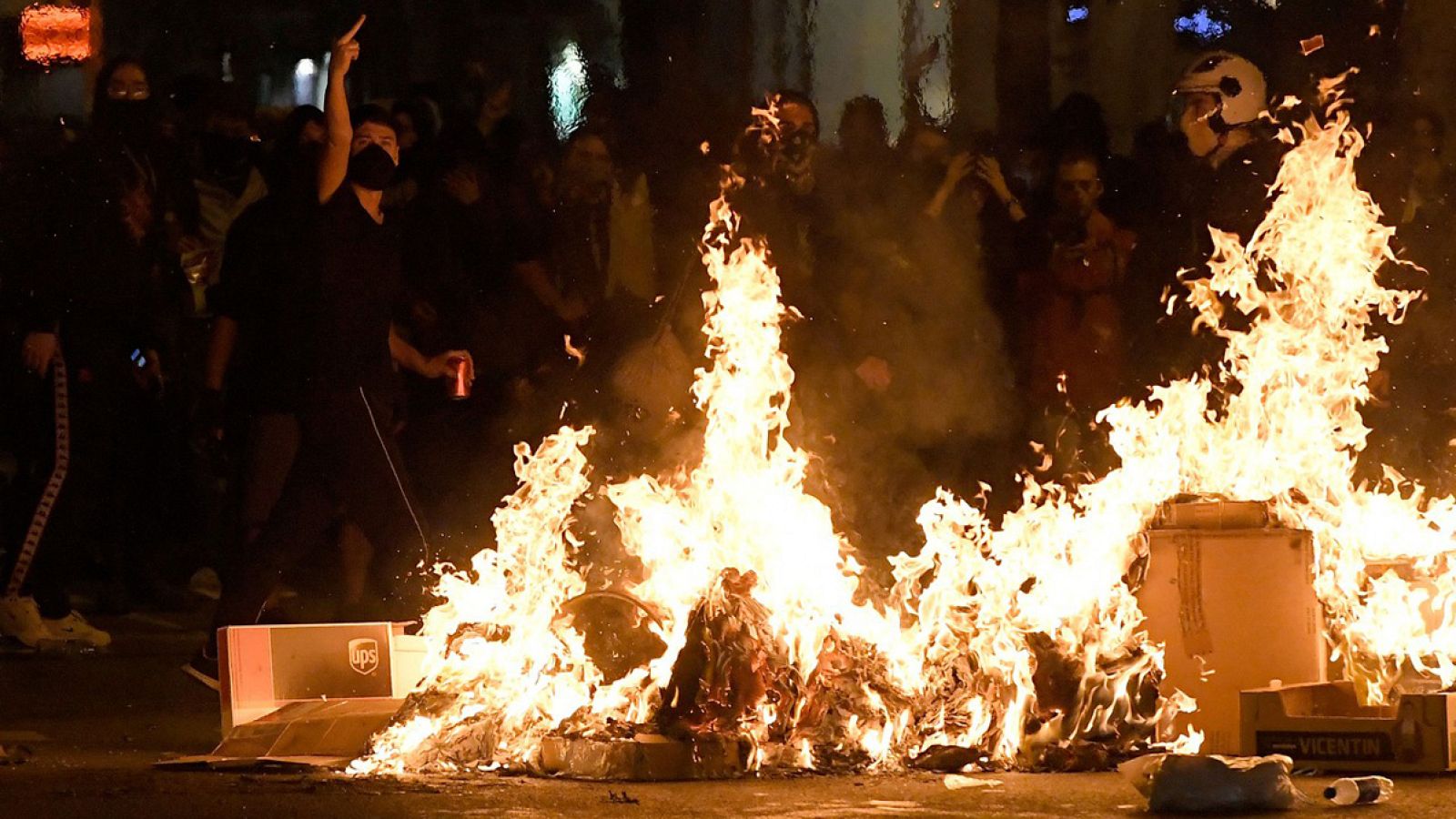 Cuarta noche de disturbios en Barcelona