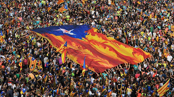 Informativo 24h - Manifestación en Barcelona: La ANC llama a los partidos "defender y sostener" una declaración de independencia