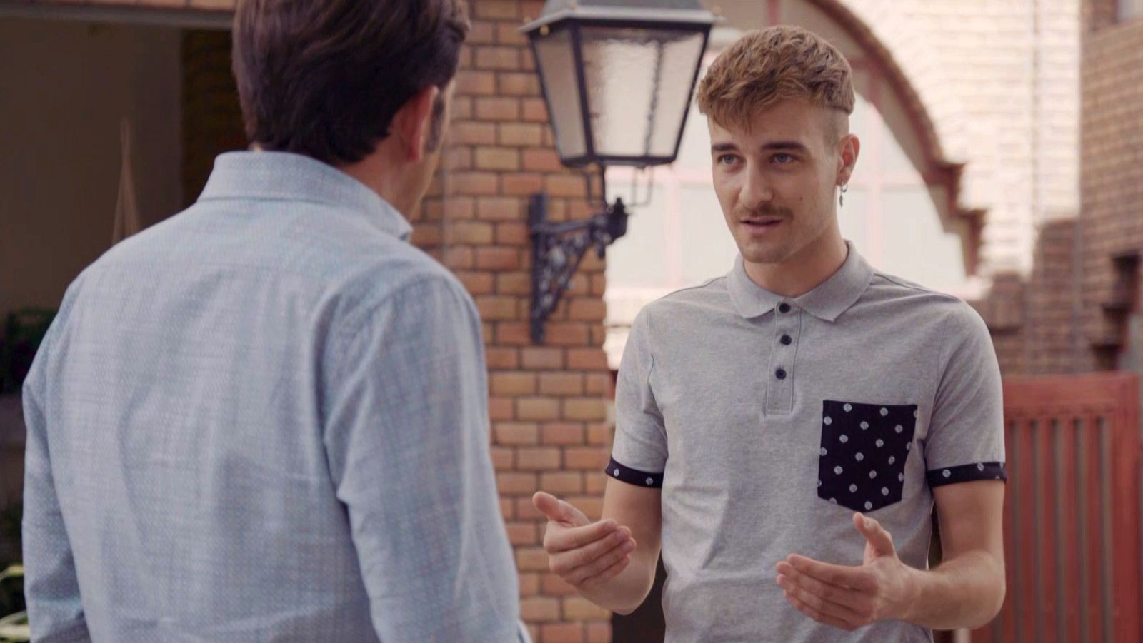 Elías no readmite a su hijo en la empresa