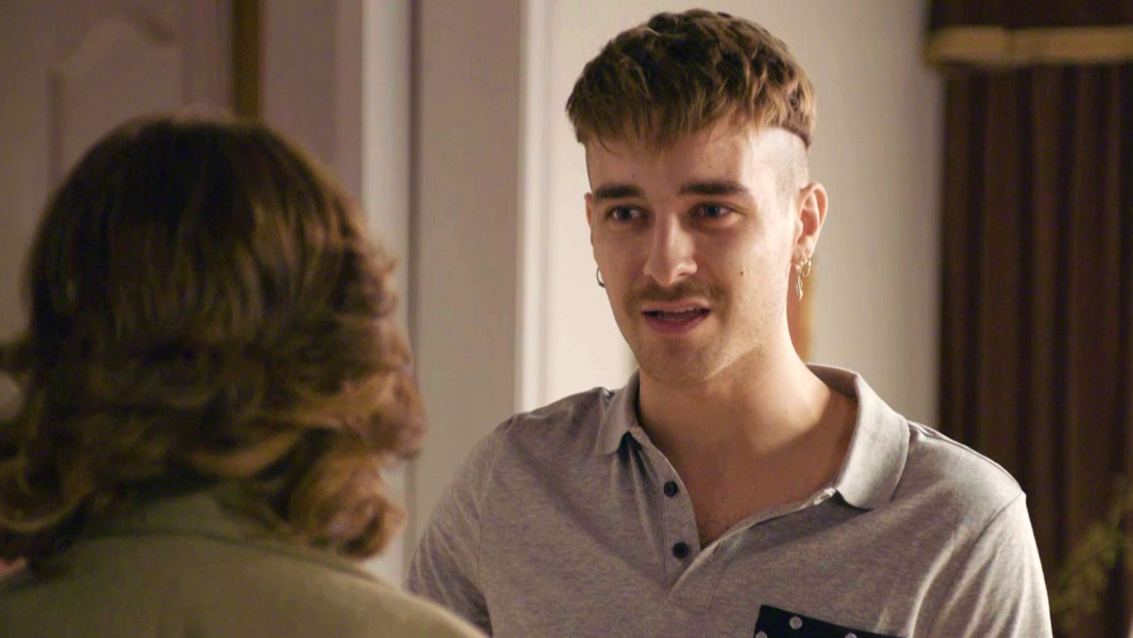 Adela confiesa que fue ella quien provocó su despido