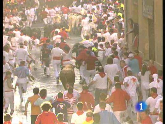 San Fermín - IV encierro.Embestida en Mercaderes