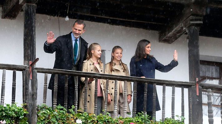 Telediario 1 - El Rey pone a Asiegu y sus vecinos como ejemplo  a seguir por otras zonas y pueblos despoblados de España