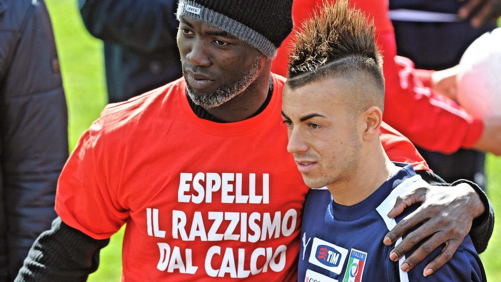 Fútbol | Italia no ataja el racismo en las gradas - RTVE.es | Ver