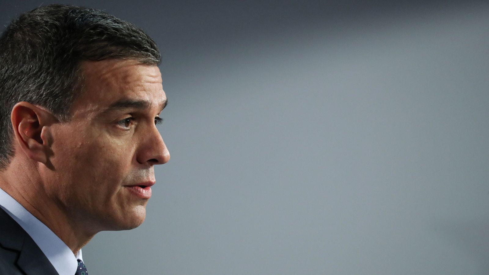 Sánchez viaja a Barcelona y reclama por carta a Torra que condene la violencia y "evite la discordia civil"