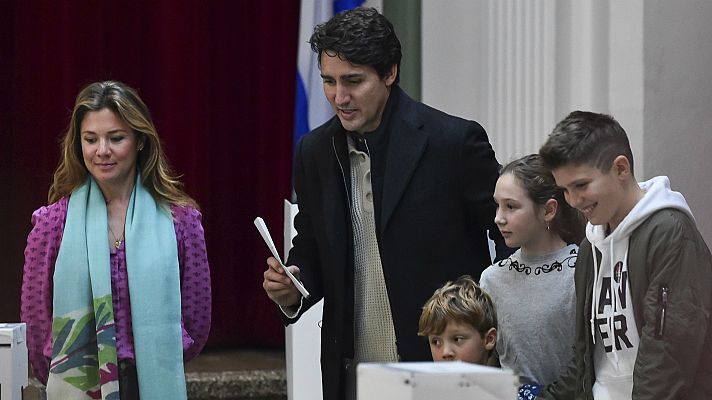 Telediario 1 - Justin Trudeau se juega su futuro político en las elecciones