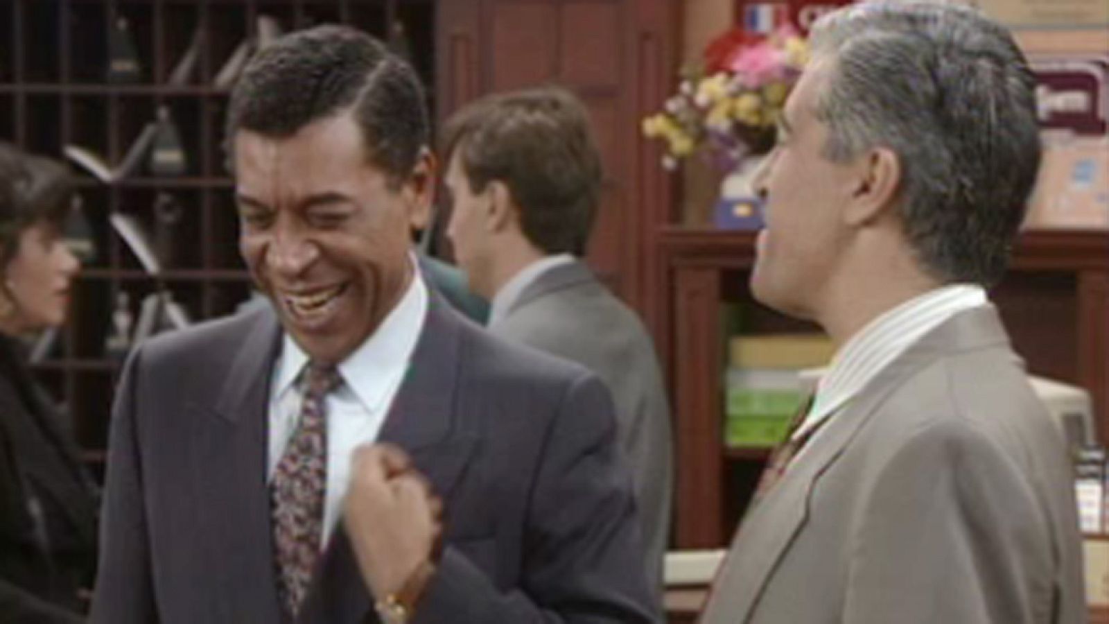 Habitación 503 - La embajada de Banguilandia - Habitación 503 | Ver