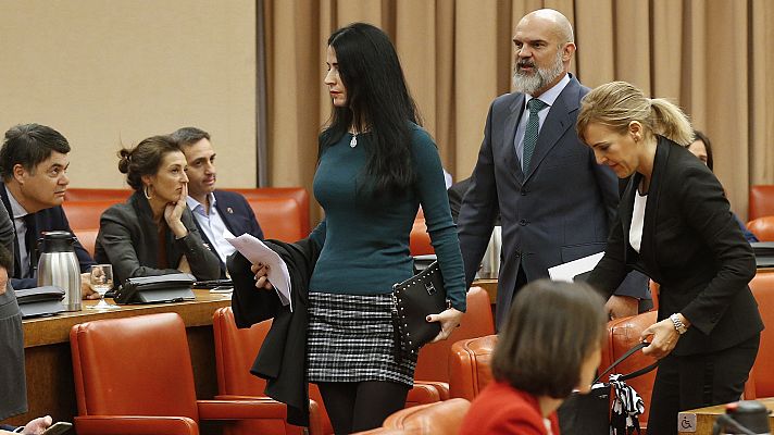 Telediario 1 - Bronca en el Congreso: Batet expulsa a la diputada de Vox Macarena Olena