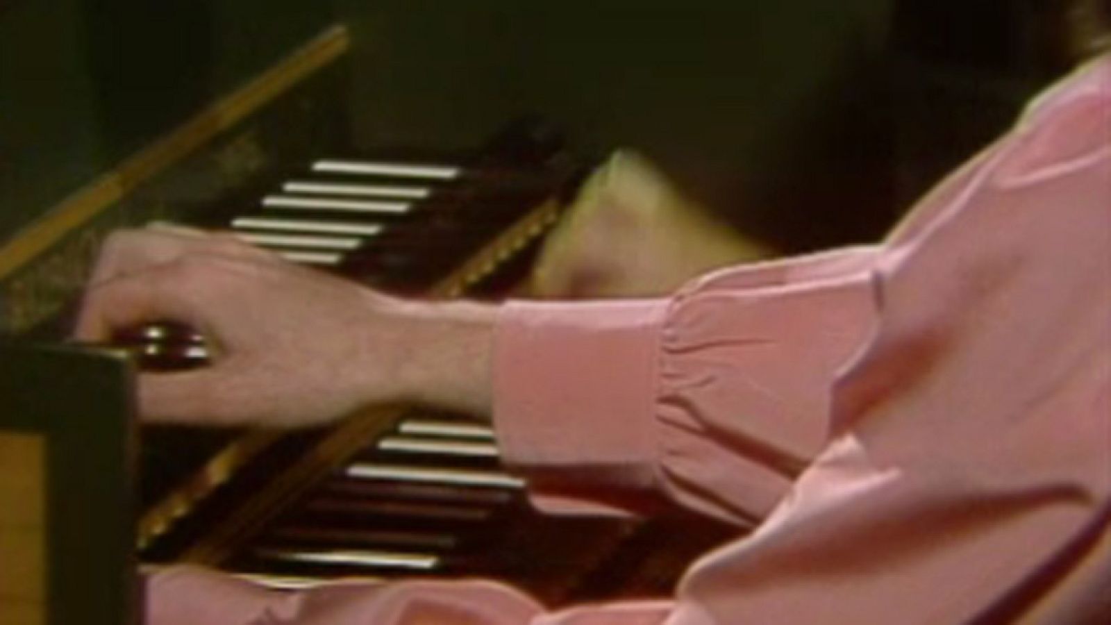 Música y músicos - Música de clave a cuatro manos (II) - Música en el Archivo de RTVE | Ver