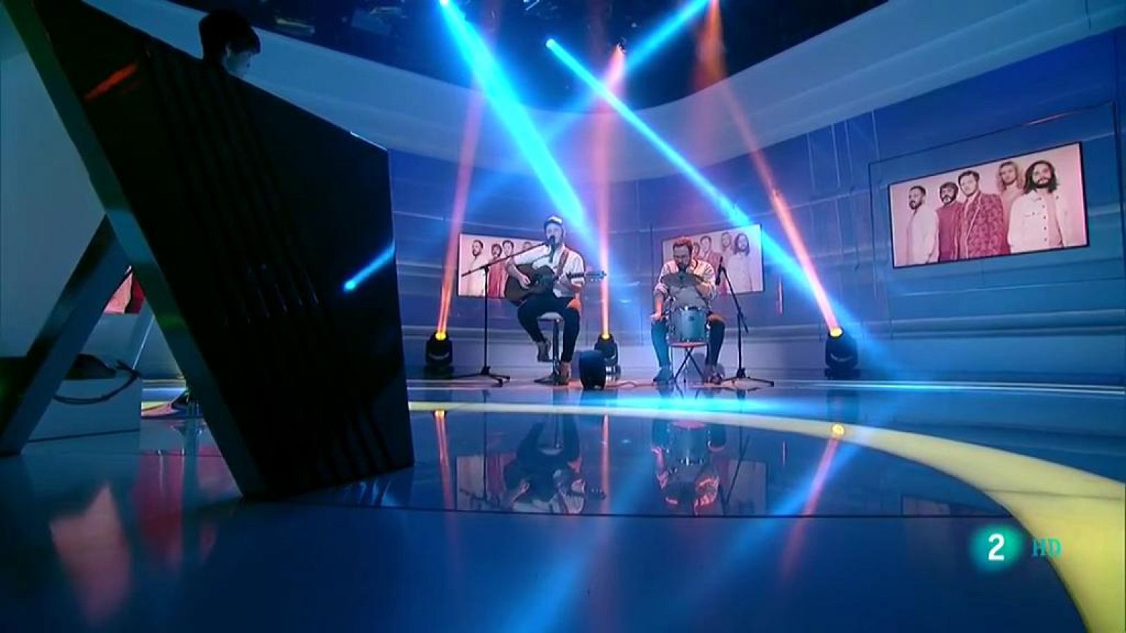 Nunatak interpreta "Mi gran virtud" en La 2 Noticias