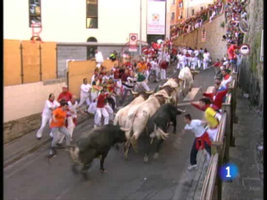 San Fermín - V encierro. Cuesta de Sto Domingo