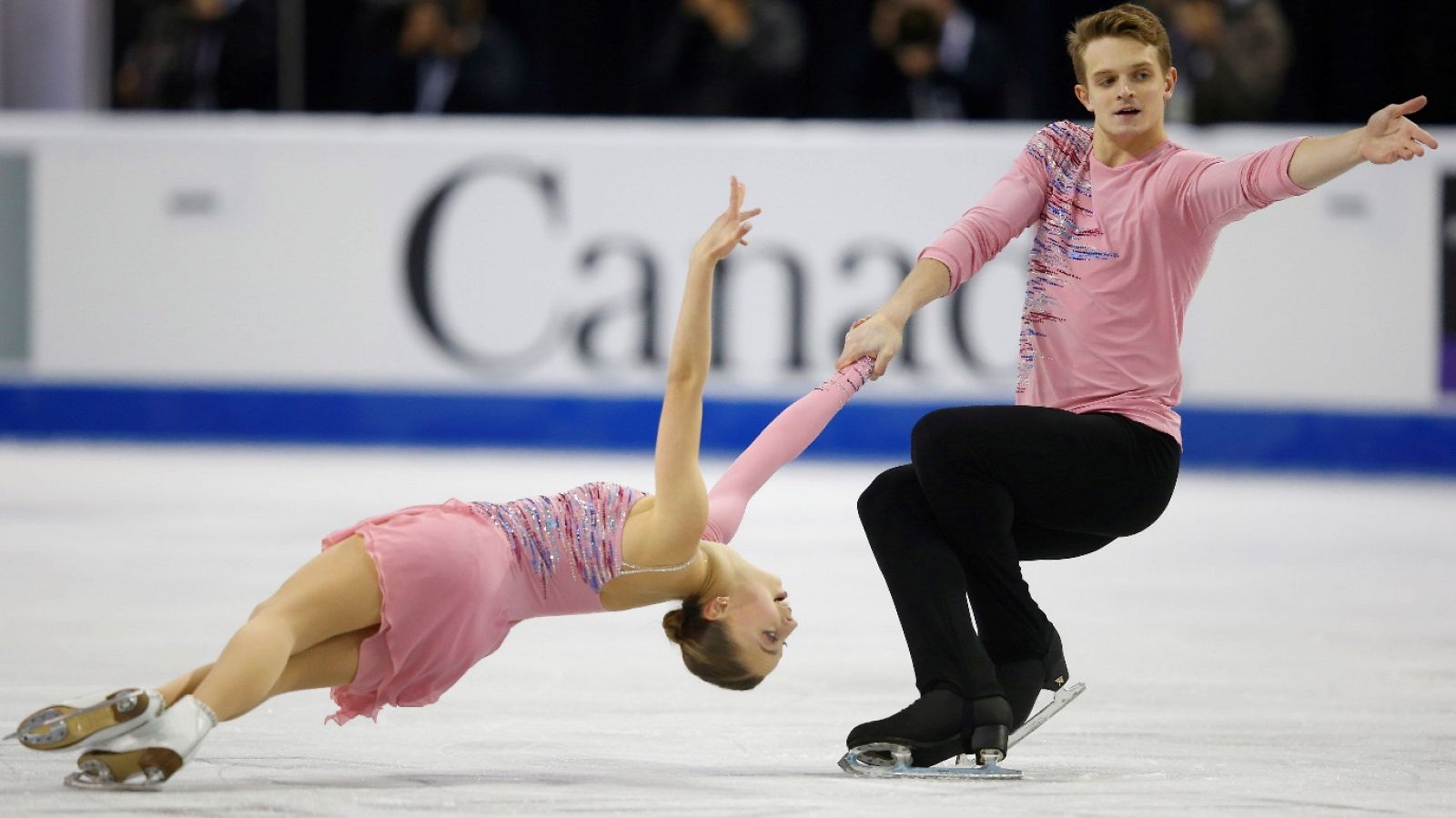 Patinaje artístico - Skate Canadá. Programa corto parejas - ver ahora