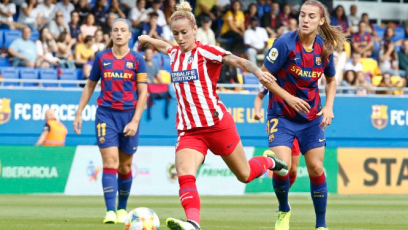 El fútbol femenino irá a la huelga el 16 y 17 de noviembre - rtve.es | Ver