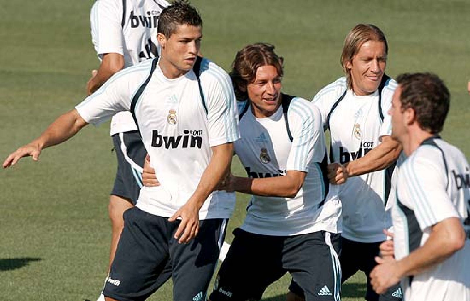 Los equipos españoles arrancan | Ver