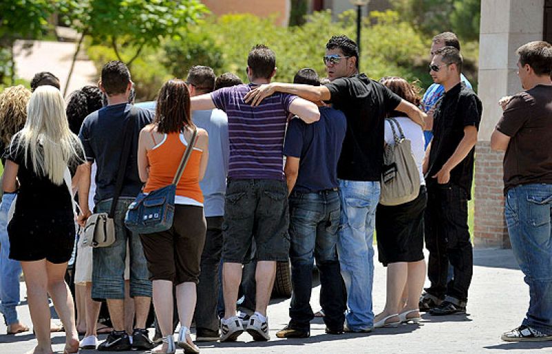 Despedida para el corredor muerto en San Fermín